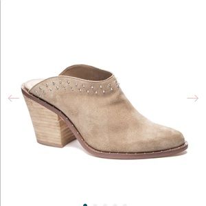 Chinese Laundry Saybrook Mule